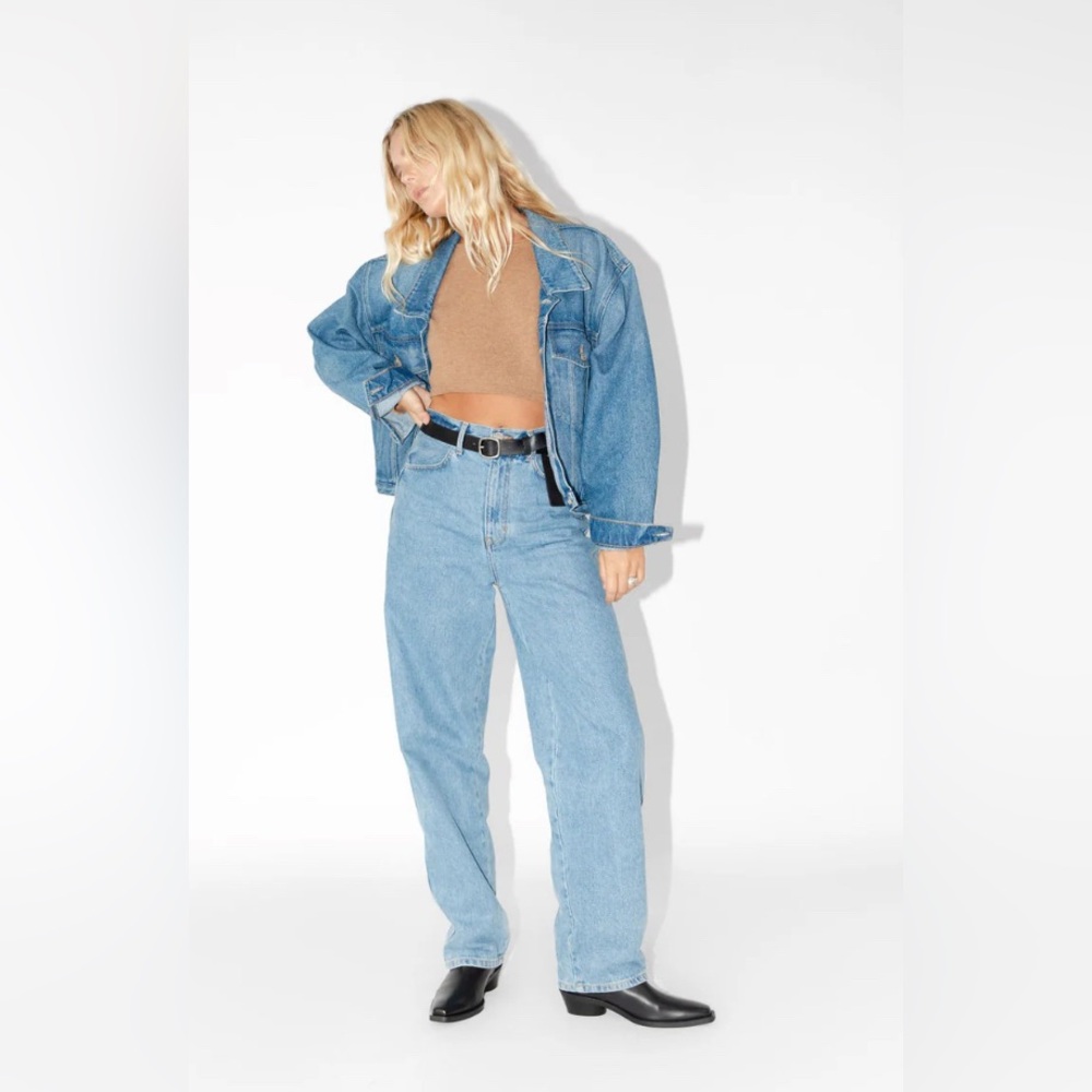 James Street 90s Baggy Jean in Mid Wash